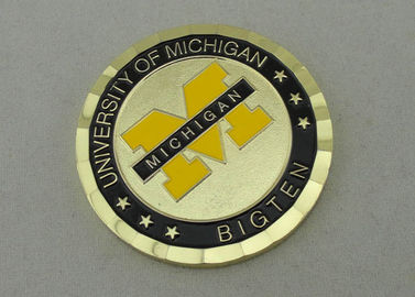 Le monete personali a 2.0 pollici dell'università del Michigan con materiale d'ottone ed il sacchetto del PVC insaccano