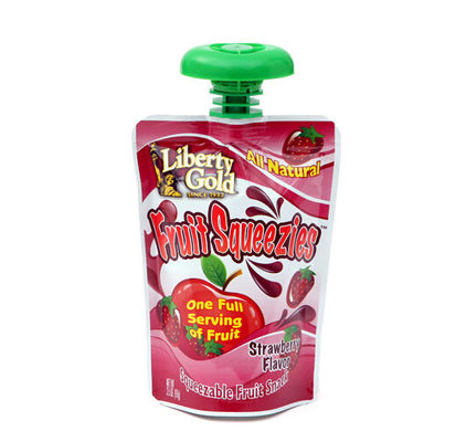 Il becco liquido laminato della cima 250ml insacca, stando il sacchetto del succo della fragola