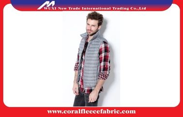 Il peso leggero di Packable dello Anteriore-Zip ha imbottito la maglia della soffiatore degli uomini giù con il collare diritto