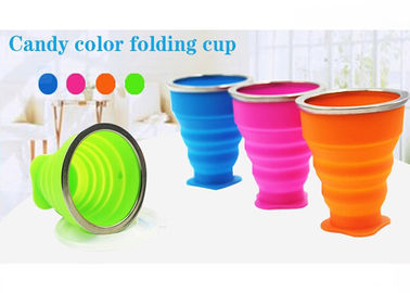 Tazza pieghevole amichevole eco- di campeggio del silicone di viaggio con l'apertura dell'acciaio inossidabile