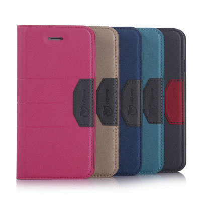Mini sbocchi della striscia 4 di corrente elettrica del protettore di impulso 4 porte USB con gli adattatori AU/del Regno Unito/UE